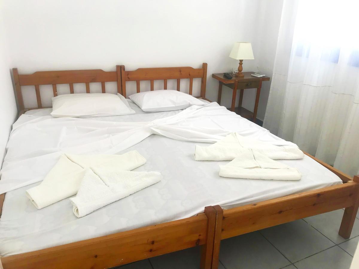 Katerina Beach Rooms Ándros Extérieur photo